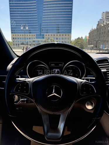 Mercedes GLS 400 4MATIC 2018, 43,000 km - 3.0 л - Bakı