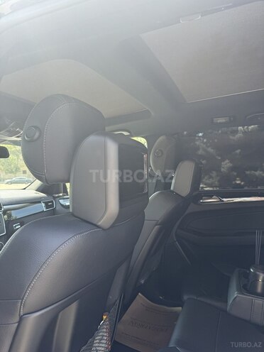 Mercedes GLS 400 4MATIC 2018, 43,000 km - 3.0 л - Bakı