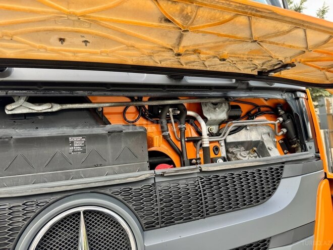 Mercedes Axor 1843 2011, 713,000 km - 12.0 л - Bakı