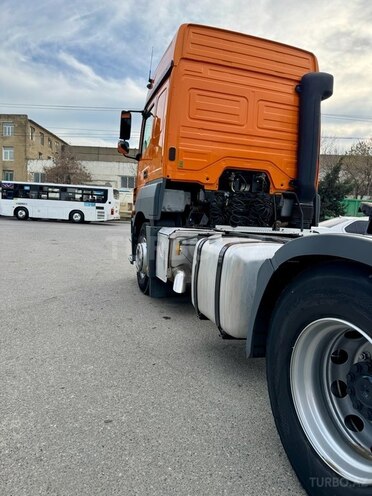 Mercedes Axor 1843 2011, 713,000 km - 12.0 л - Bakı