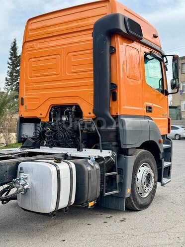 Mercedes Axor 1843 2011, 713,000 km - 12.0 л - Bakı
