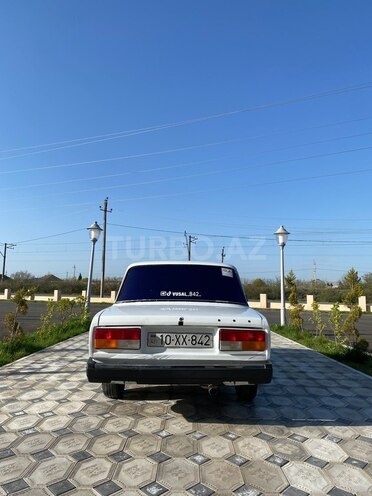 LADA (VAZ) 2107 2005, 67,000 km - 1.6 l - Saatlı