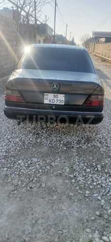 Mercedes E 230 1991, 252,000 km - 2.3 l - Bakı