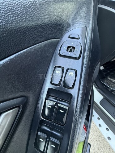 Hyundai ix35 2010, 220,000 km - 2.4 l - Bakı