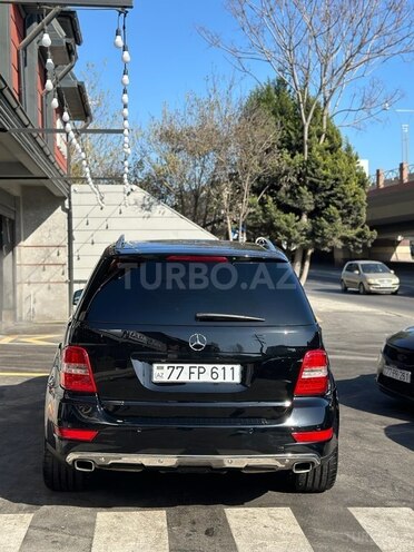 Mercedes ML 350 2010, 250,000 km - 3.5 l - Bakı
