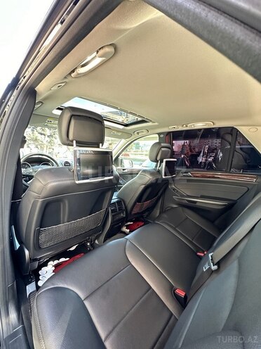 Mercedes ML 350 2010, 250,000 km - 3.5 l - Bakı