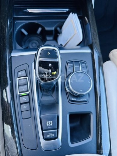 BMW X5 2017, 72,000 km - 3.0 l - Bakı