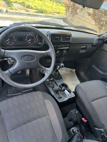 LADA (VAZ) Niva 2024, 7,029 km - 1.7 л - Bakı