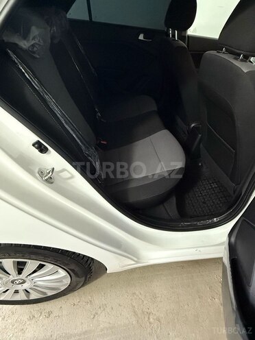 Hyundai i20 2016, 160,000 km - 1.3 л - Bakı