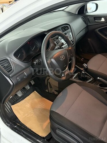 Hyundai i20 2016, 160,000 km - 1.3 л - Bakı