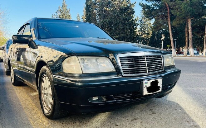 Mercedes C 230 1998, 257,000 km - 2.3 л - Sumqayıt