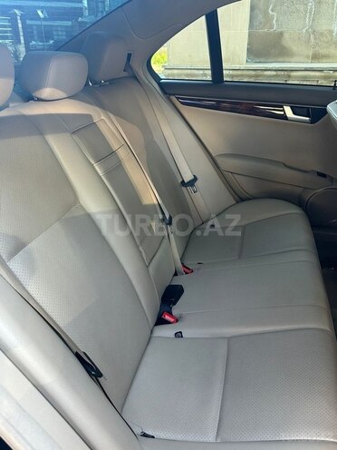 Mercedes C 250 2011, 240,000 km - 1.8 л - Bakı