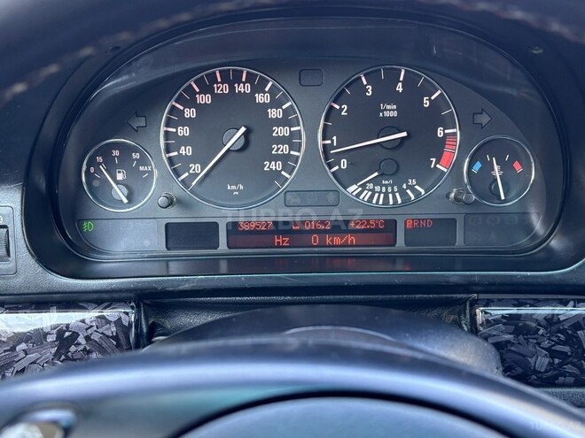 BMW 525 2002, 380,000 km - 2.5 l - Bakı