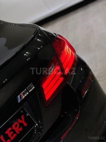 BMW M5-9