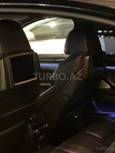 BMW M5-20