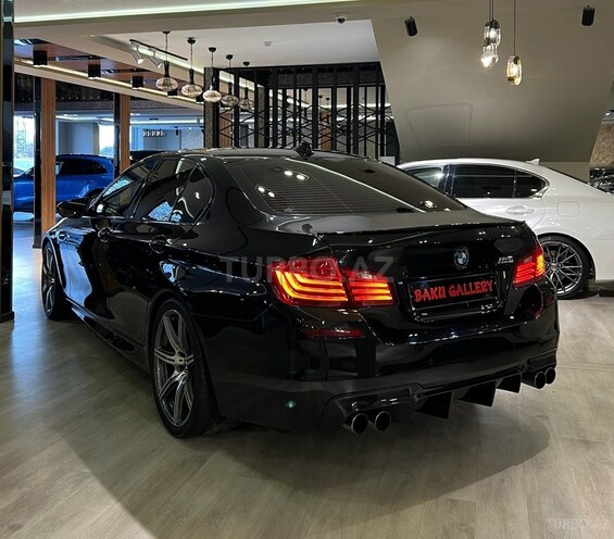 BMW M5 2013, 82,000 km - 4.4 l - Bakı