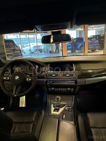 BMW M5 2013, 82,000 km - 4.4 l - Bakı