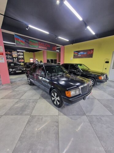 Mercedes 190 1992, 138,173 km - 2.0 л - Bakı