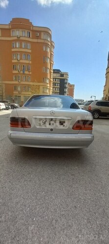 Mercedes E 270 2000, 545,996 km - 2.7 l - Bakı