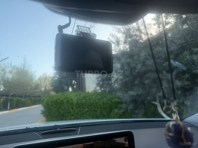 Mercedes E 250 2011, 268,000 km - 1.8 l - Bakı
