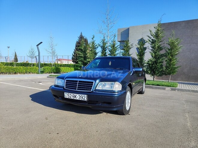 Mercedes C 180 1997, 220,000 km - 1.8 l - Salyan