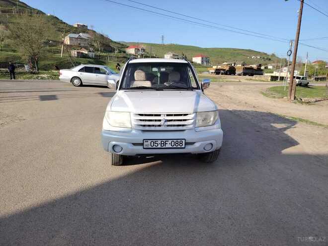 Mitsubishi Pajero io 2000, 420,000 km - 2.0 л - Yardımlı
