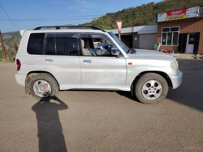 Mitsubishi Pajero io 2000, 420,000 km - 2.0 л - Yardımlı