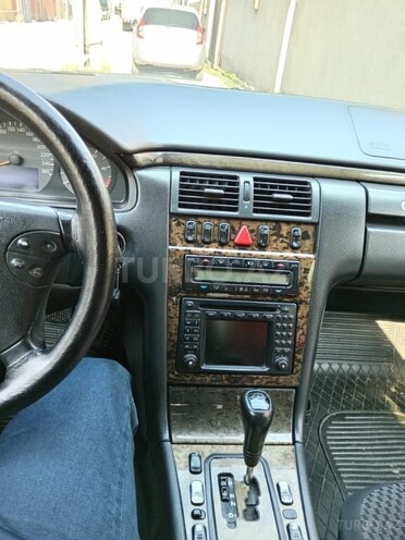 Mercedes E 270 2000, 468,000 km - 2.7 l - Bakı