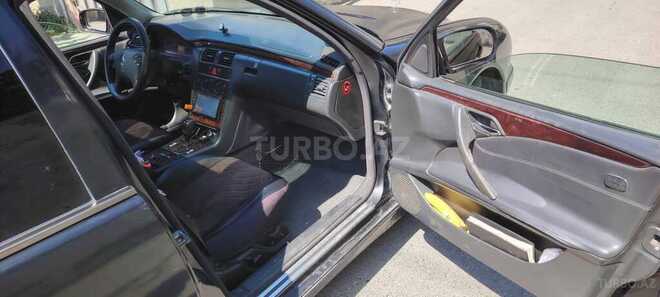 Mercedes E 220 d 2002, 442,656 km - 2.2 l - Bakı