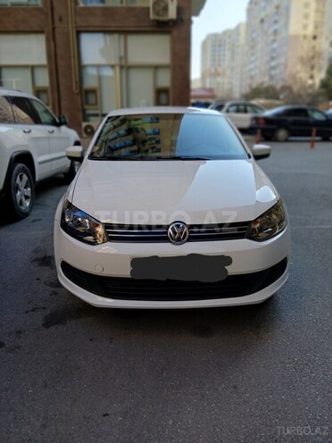 Volkswagen Polo 2014, 189,804 km - 1.6 l - Bakı