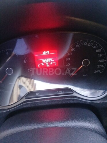 Volkswagen Polo 2014, 189,804 km - 1.6 l - Bakı