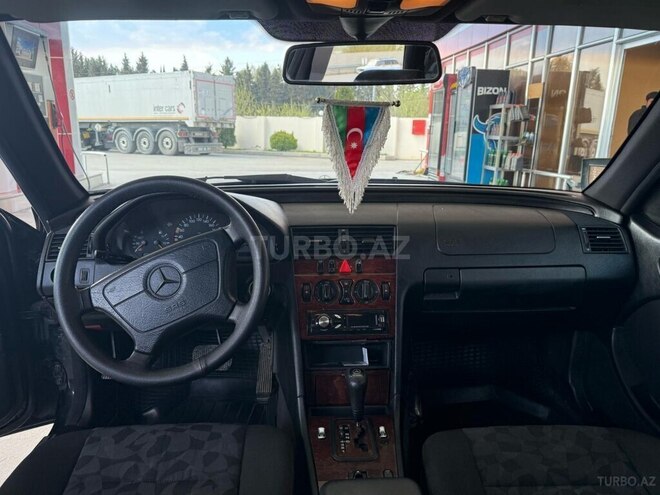 Mercedes C 200 1998, 368,000 km - 2.0 л - Yevlax