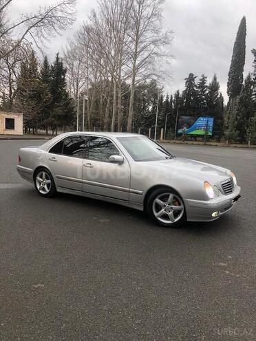 Mercedes E 200 1999, 330,000 km - 2.0 л - Mingəçevir