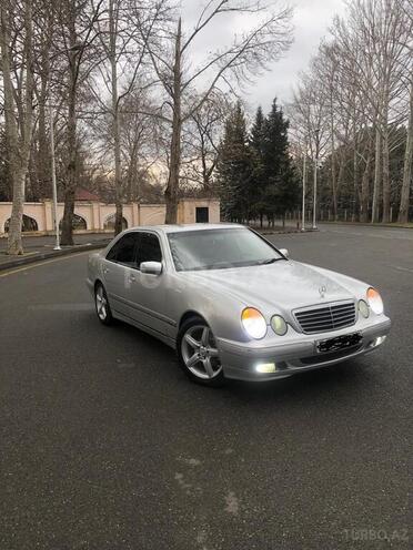 Mercedes E 200 1999, 330,000 km - 2.0 л - Mingəçevir