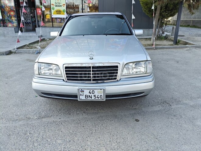 Mercedes C 200 1996, 300,000 km - 2.0 l - İsmayıllı