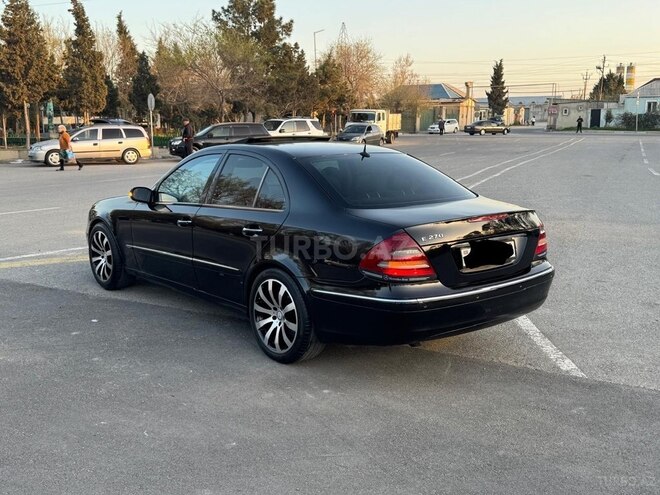 Mercedes E 270 2003, 292,000 km - 2.7 л - Sumqayıt