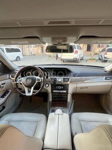 Mercedes E 350 2013, 258,000 km - 3.5 l - Bakı