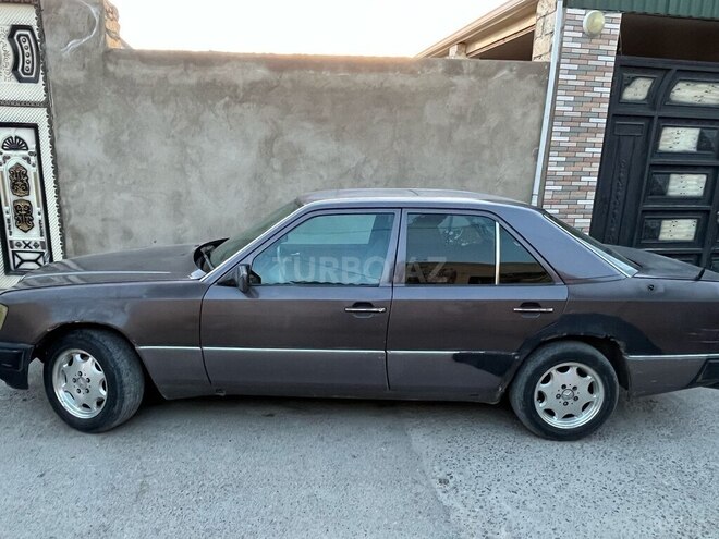 Mercedes E 200 d 1992, 783,291 km - 2.0 л - Bakı