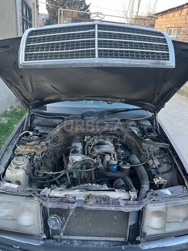 Mercedes E 200 d 1992, 783,291 km - 2.0 л - Bakı
