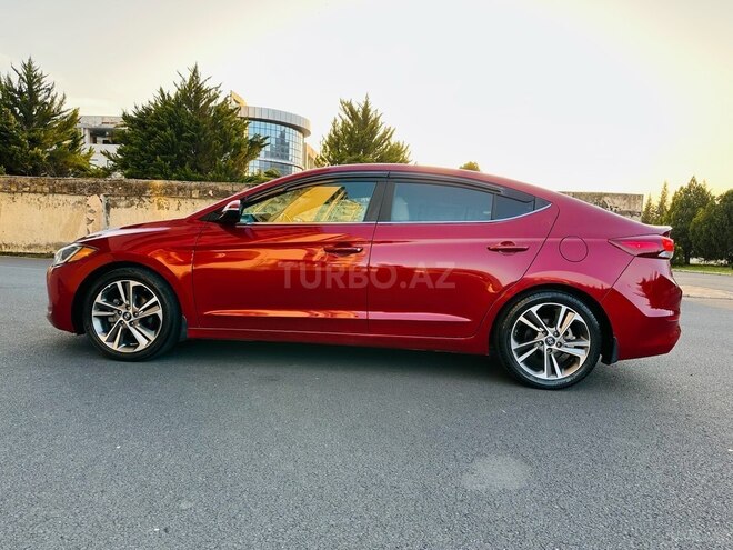 Hyundai Elantra 2018, 154,497 km - 2.0 л - Bakı