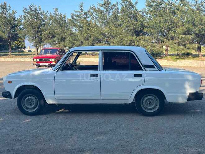 LADA (VAZ) 2107 2006, 70,000 km - 1.5 l - Astara