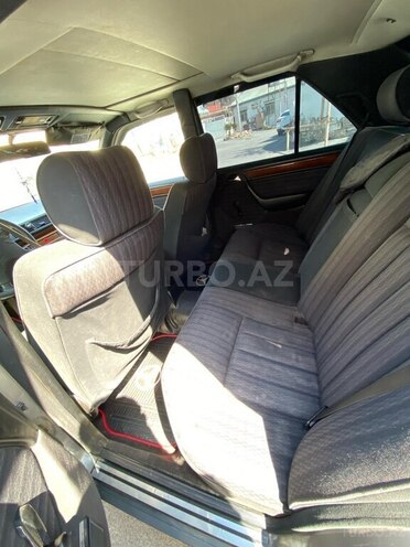 Mercedes E 200 1990, 360,000 km - 2.0 l - Bakı