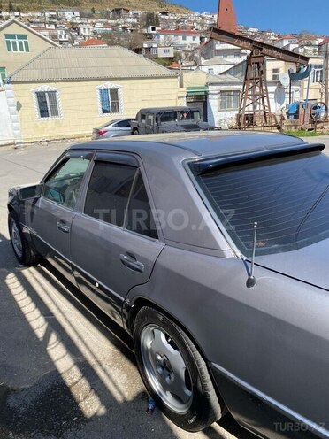 Mercedes E 200 1990, 360,000 km - 2.0 l - Bakı