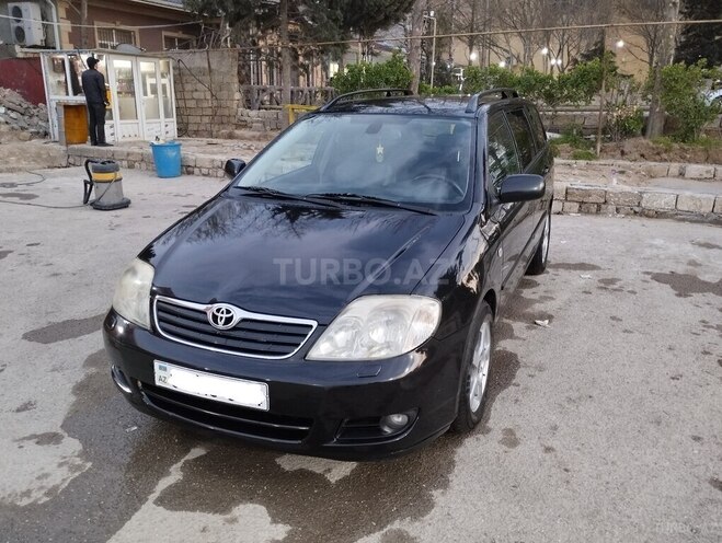 Toyota Corolla 2005, 267,000 km - 1.4 l - Bakı