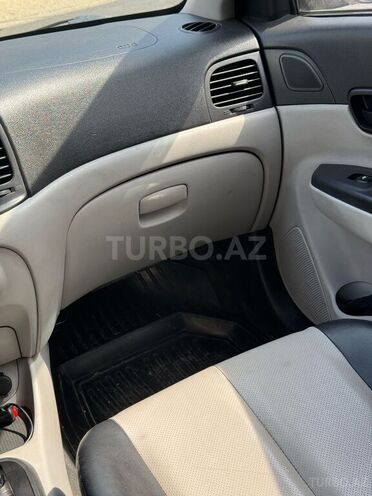 Hyundai Accent 2009, 150,000 km - 1.5 l - Bakı