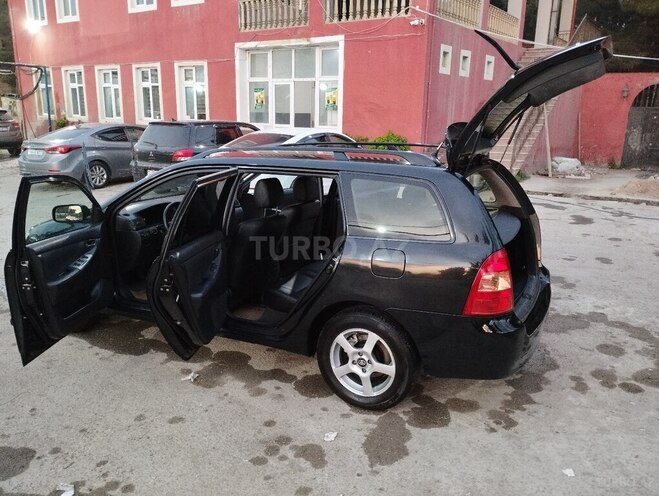 Toyota Corolla 2005, 267,000 km - 1.4 l - Bakı