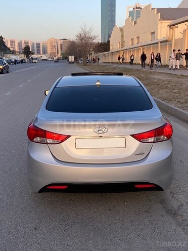 Hyundai Elantra 2014, 120,567 km - 1.8 л - Bakı