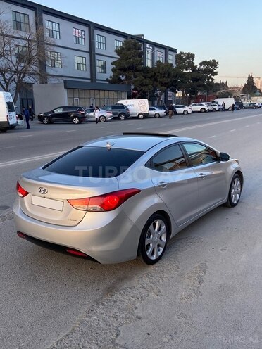 Hyundai Elantra 2014, 120,567 km - 1.8 л - Bakı