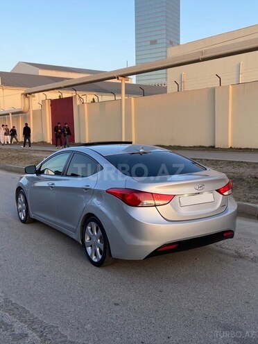 Hyundai Elantra 2014, 120,567 km - 1.8 л - Bakı