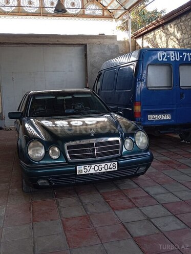 Mercedes E 200 1998, 325,000 km - 2.0 l - Şəmkir